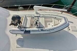2003 Viking 65 Enclosed Bridge thumbnail 43