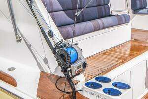 2003 Viking 65 Enclosed Bridge thumbnail 31