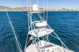 2003 Viking 65 Enclosed Bridge thumbnail 41