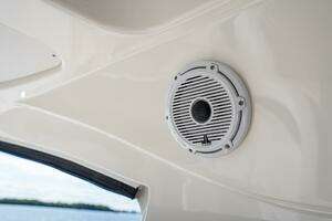 2005 Sea Ray 48 Sundancer thumbnail 28