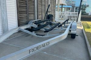 22ft Robalo Yacht For Sale