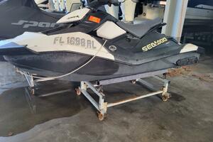 46FT (14.22M) SEA RAY