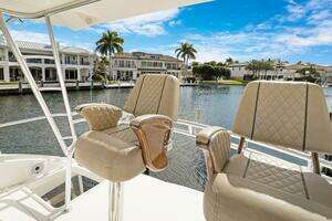 2015 Viking 46 Convertible thumbnail 28