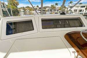 2015 Viking 46 Convertible thumbnail 27