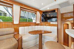 2015 Viking 46 Convertible thumbnail 5