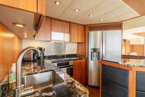 2008 Sunseeker Manhattan 70 thumbnail 40