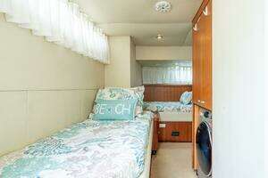 2008 Sunseeker Manhattan 70 thumbnail 26