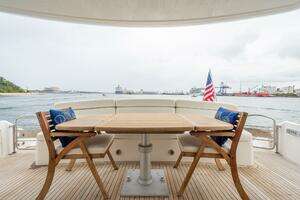 2008 Sunseeker Manhattan 70 thumbnail 15