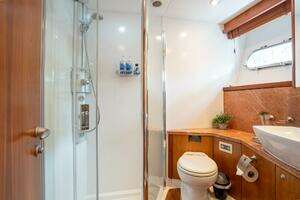 2008 Sunseeker Manhattan 70 thumbnail 28