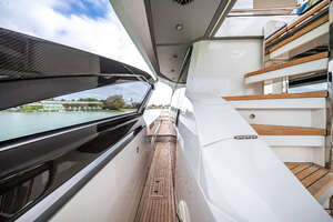 2020 Azimut S8 thumbnail 17