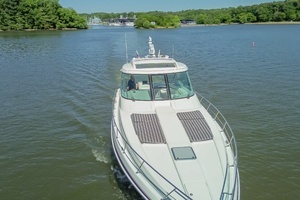 2008 Formula 45 Yacht thumbnail 17