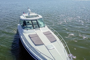 2008 Formula 45 Yacht thumbnail 26