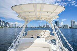 2016 Boston Whaler thumbnail 94