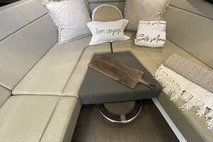 42FT (12.8M) BOSTON WHALER