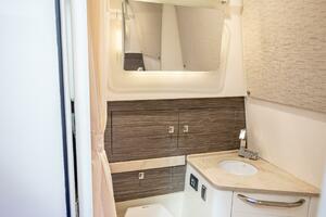 42FT (12.8M) BOSTON WHALER