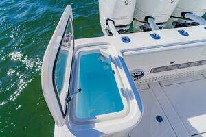 2025 SeaVee 370z thumbnail 34