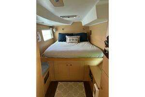 2012 Lagoon 380 S2 thumbnail 7