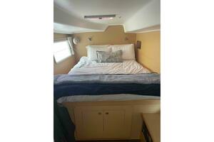 APRES SEA 38ft Lagoon Yacht For Sale