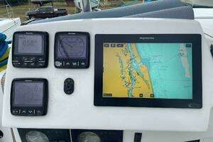 2012 Lagoon 380 S2 thumbnail 2