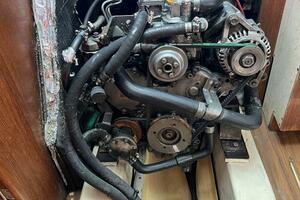 Nowhere Boat 33ft Hunter Yacht For Sale