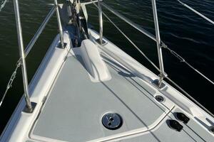 Nowhere Boat 33ft Hunter Yacht For Sale