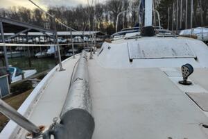 1985 Catalina 36 Tall Rig thumbnail 50