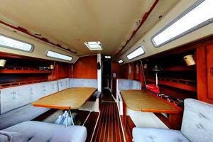 1985 Catalina 36 Tall Rig thumbnail 31