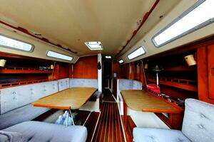 1985 Catalina 36 Tall Rig thumbnail 31