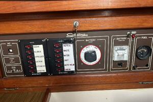 1985 Catalina 36 Tall Rig thumbnail 30