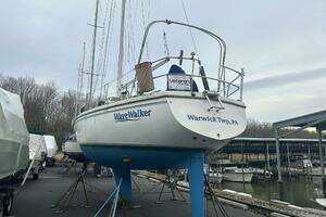 1985 Catalina 36 Tall Rig thumbnail 3