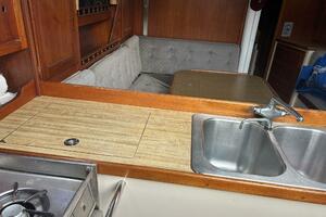 1985 Catalina 36 Tall Rig thumbnail 35