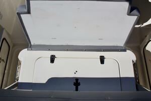 23ft Boston Whaler Yacht For Sale