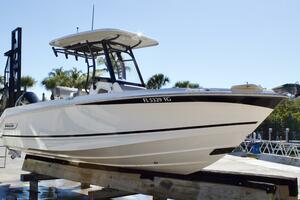 23ft Boston Whaler Yacht For Sale