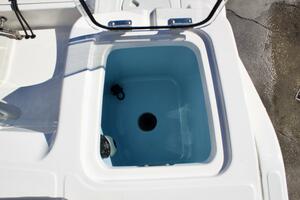23ft Boston Whaler Yacht For Sale