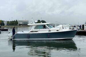 Pivot 2023 Back Cove 34O Yacht For Sale in Vero Beach FL