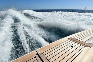 1989 Striker 62 Convertible - TALISMAN