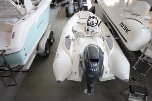 2026 Zodiac Yachtline 360 Deluxe NEO