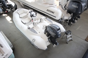 2026 Zodiac Yachtline 360 Deluxe NEO