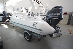 2026 Zodiac Yachtline 360 Deluxe NEO