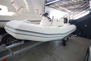 2026 Zodiac Yachtline 360 Deluxe NEO