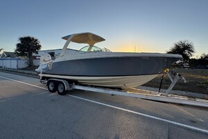 2020 Chris-Craft thumbnail 1