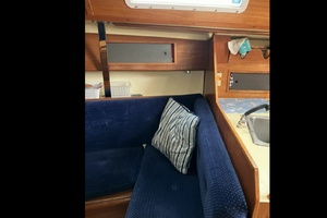 33ft Pearson Yacht For Sale