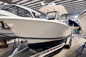 27ft Pursuit Yacht For Sale