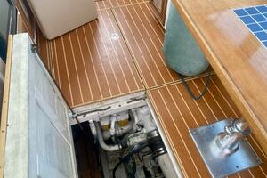Sawdust 43ft Mast  amp  Mallet Yacht For Sale