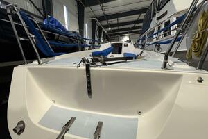 33ft J Boats Yacht For Sale