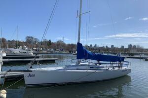33ft J Boats Yacht For Sale