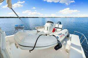 2007 Hampton 558 Pilothouse thumbnail 3