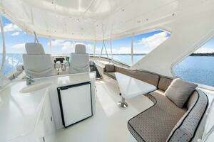 2007 Hampton 558 Pilothouse thumbnail 4
