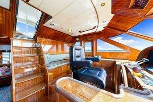 2007 Hampton 558 Pilothouse thumbnail 15