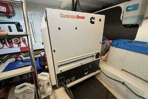 2011 Sabre 40 Sedan thumbnail 35